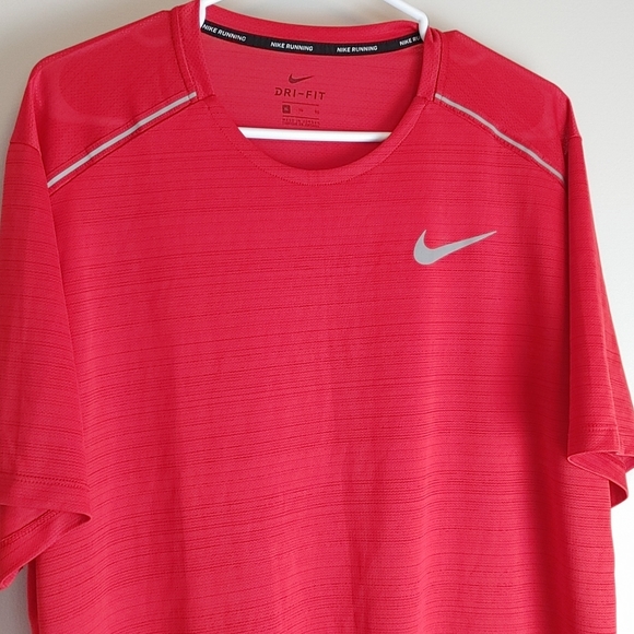 Red Nike Running DriFit Shirt Men's XL - Picture 2 of 4